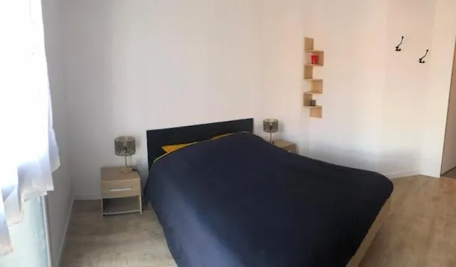 L'azalee D'eden Apartamento