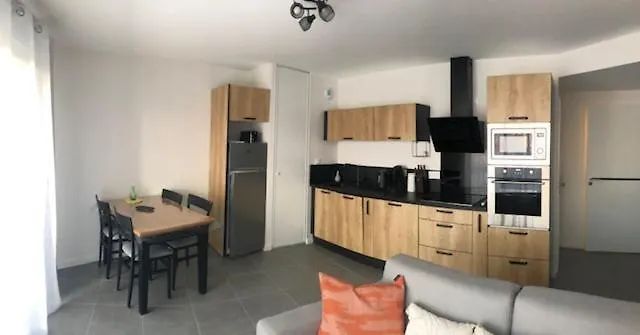 L'azalee D'eden Apartamento *